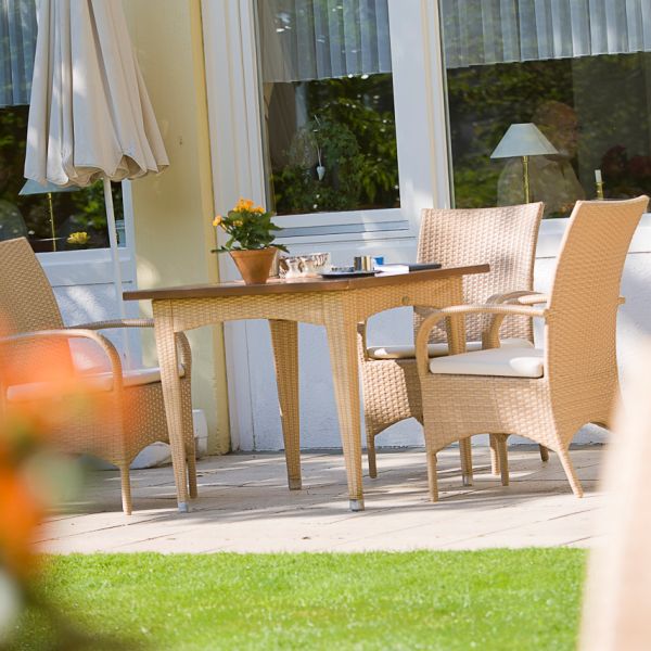 Frühstück im Garten